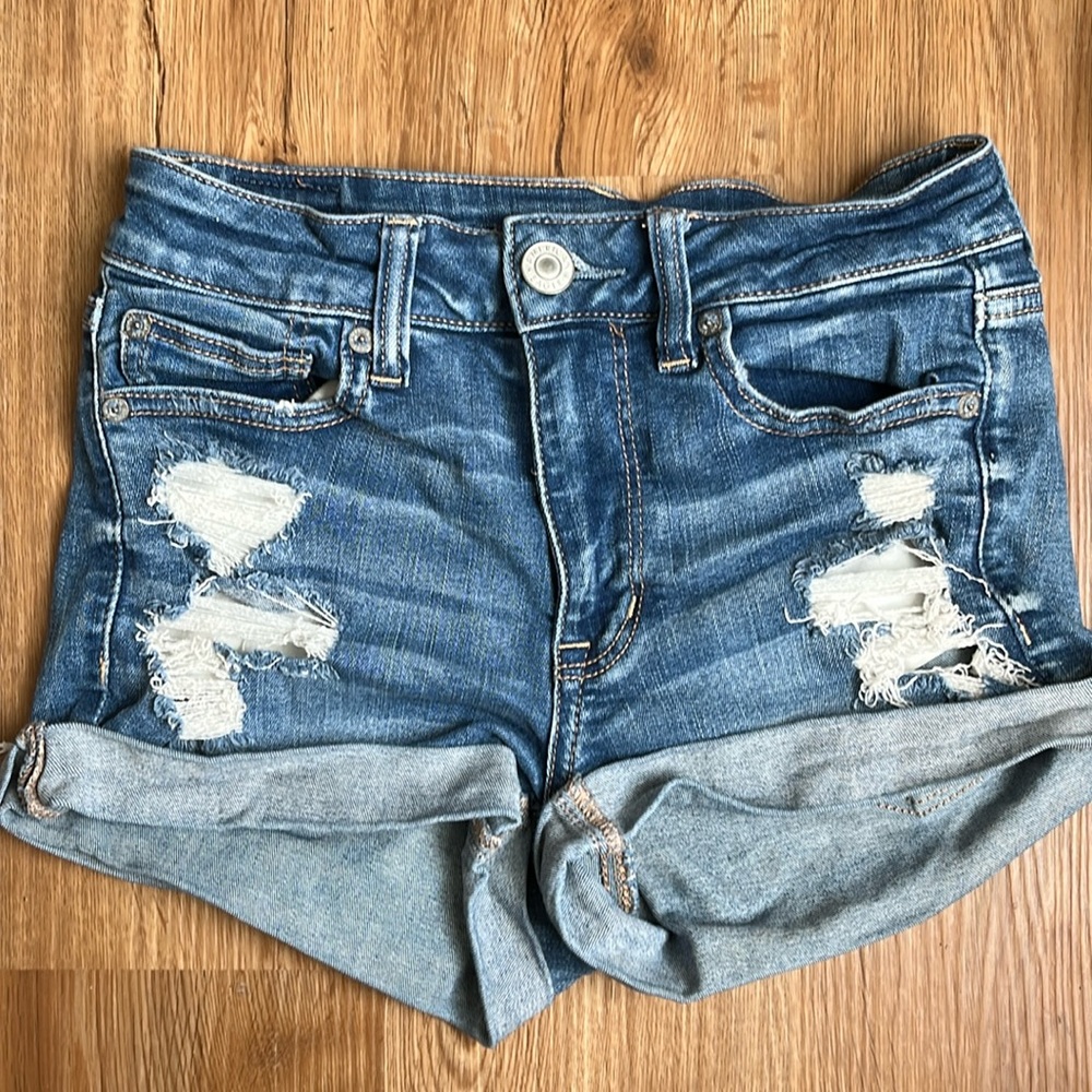 American eagle shorts size 4